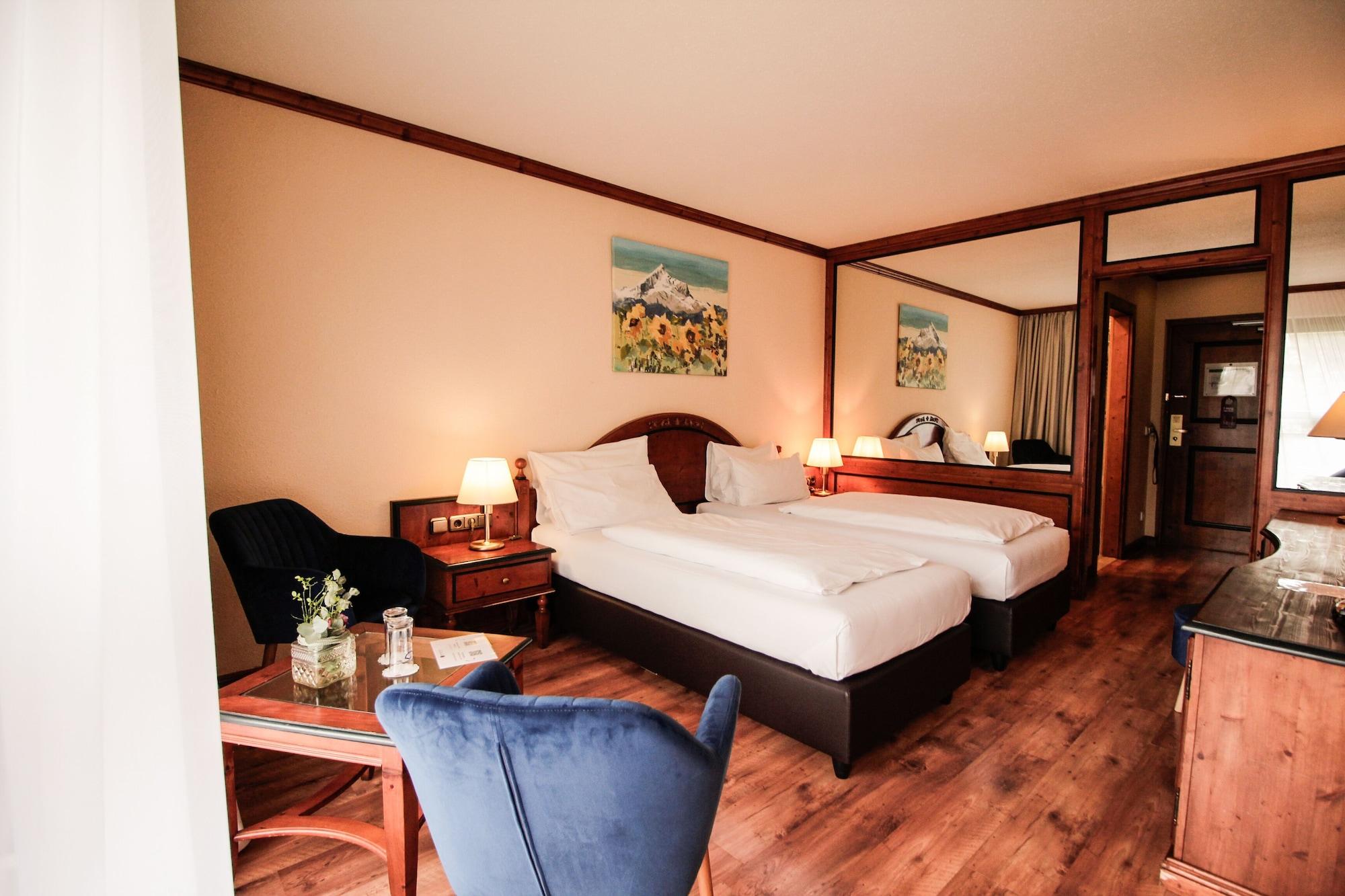 รีสเซอร์เซ โฮเทล Hotel การ์มิช-พาร์เทนเคียร์เชน ภายนอก รูปภาพ